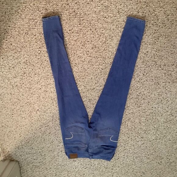 American Eagle super super stretch jegging size 2 US regular light wash denim - Picture 5 of 7